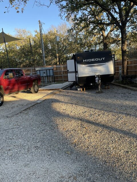 Image 1 for RV903) Back Area Daily or Weekly