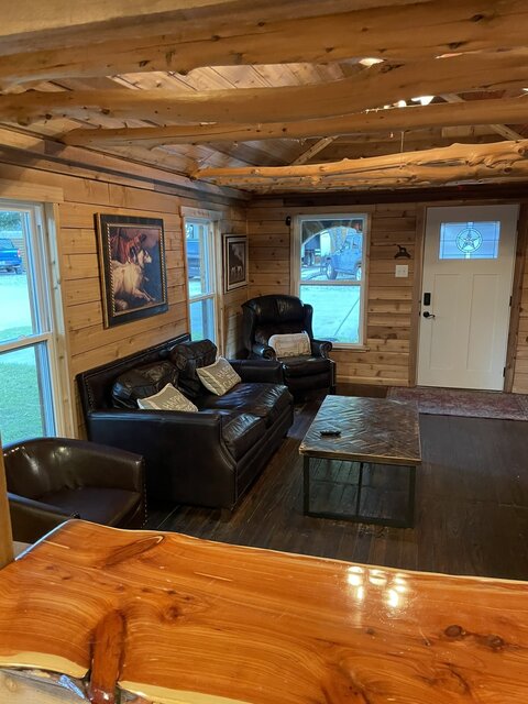 Image 12 for RV904) Back Area Daily or Weekly