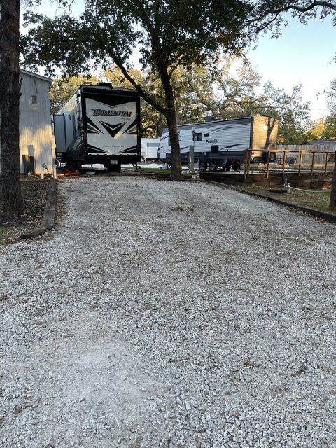 Image 1 for RV920) Back Area Daily or Weekly