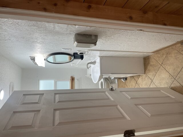 Image 9 for RV905) Back Area Daily or Weekly