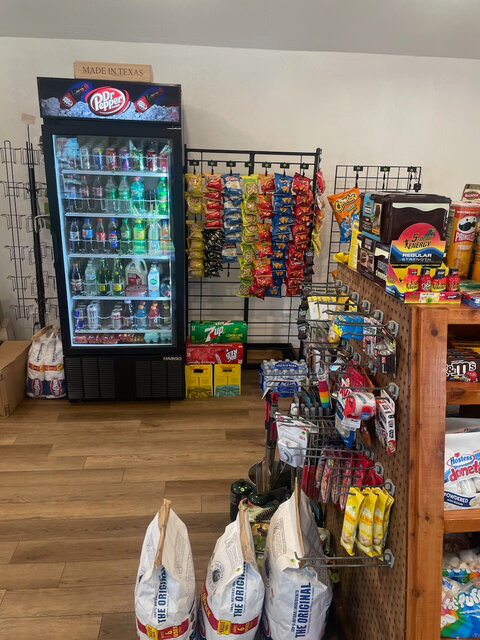 Image 22 for RV903) Back Area Daily or Weekly