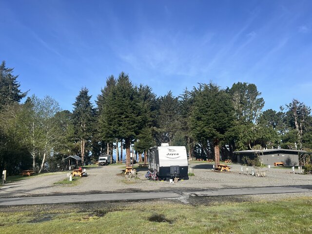 Image 5 for #16 Pull Through RV Site