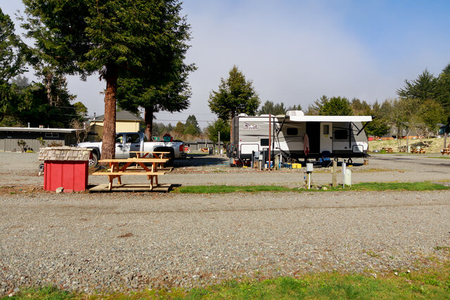 Image 9 for #16 Pull Through RV Site