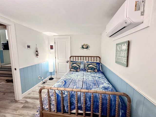 Image 20 for Cabin by the Sea with Pontoon Boat