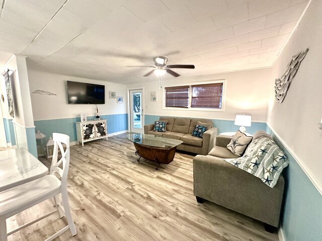 Image 13 for Cabin by the Sea with Pontoon Boat