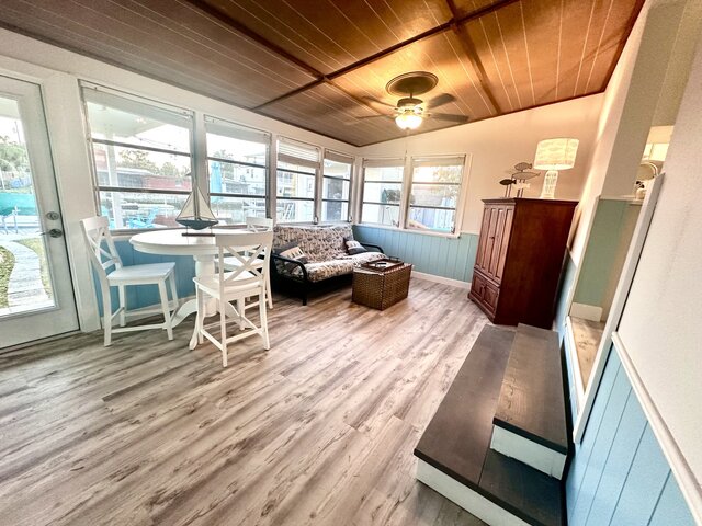 Image 5 for Cabin by the Sea with Pontoon Boat