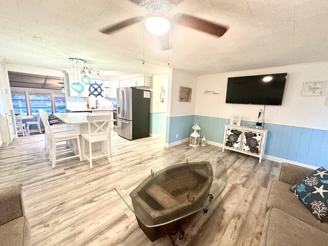 Image 16 for Cabin by the Sea with Pontoon Boat