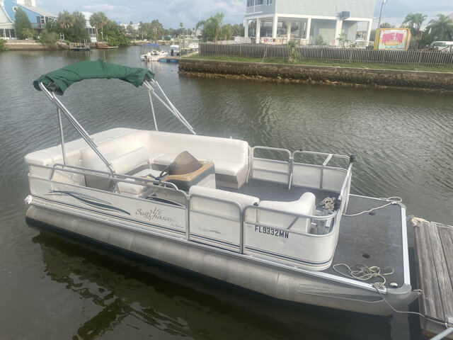 Image 2 for Cabin by the Sea with Pontoon Boat