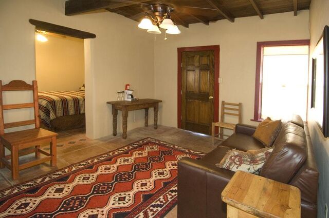 Image 1 for El Patron Suite