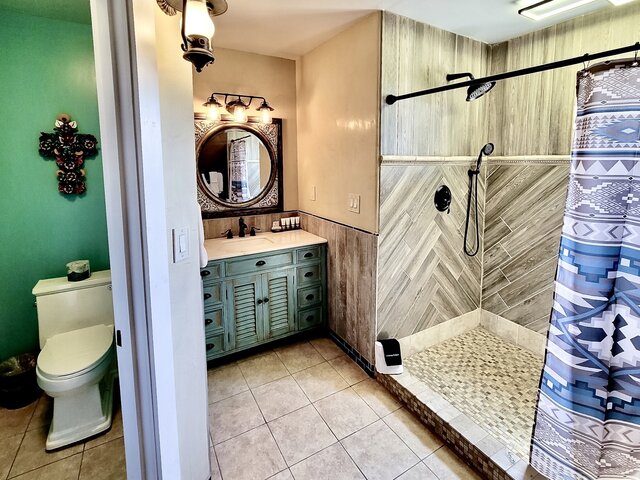 Image 3 for Valentine Suite