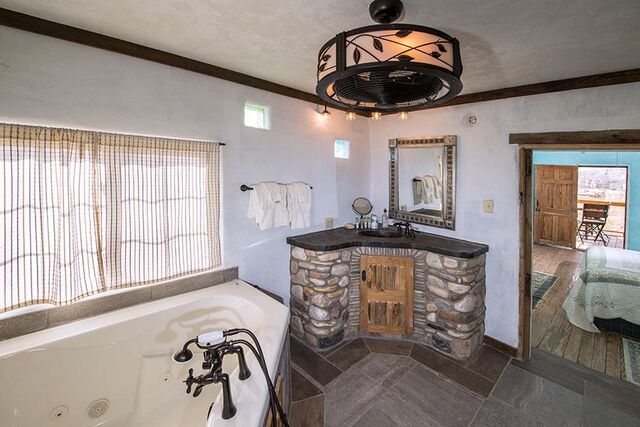 Image 4 for The Teacher's House