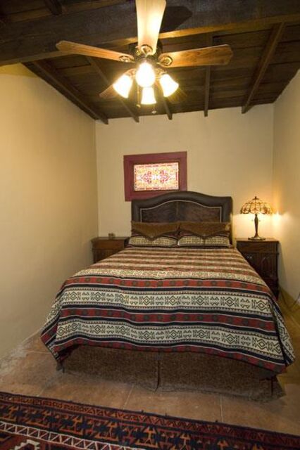 Image 2 for El Patron Suite