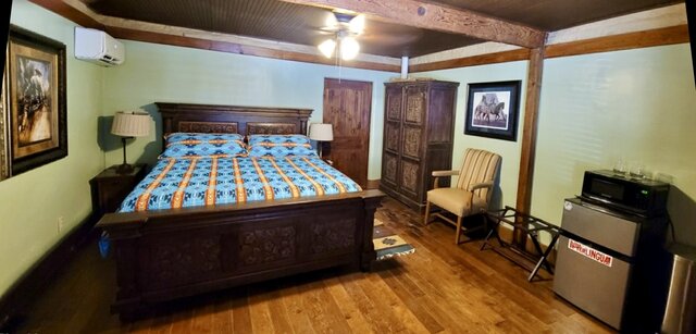 Image 1 for La Patrona