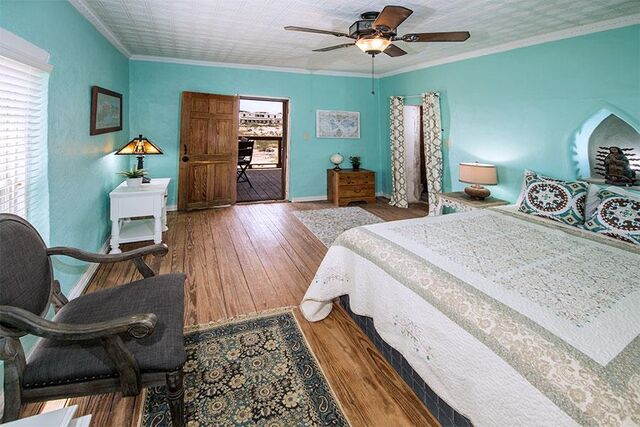 Image 3 for The Teacher's House