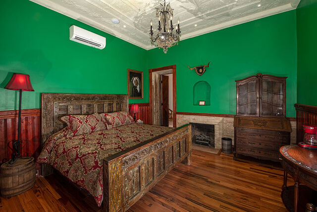 Image 2 for The Green Room