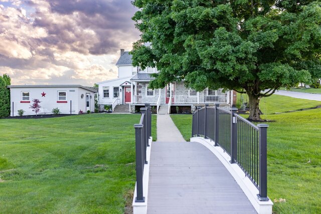 Image 4 for The Historic Metzler Suite