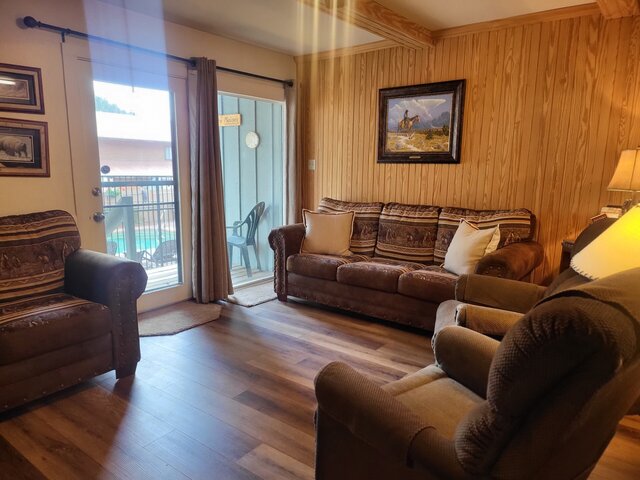 Image 2 for 04) Unit 4