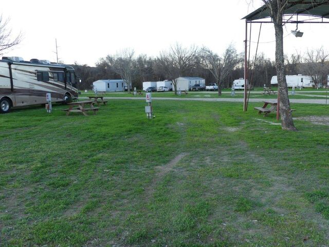 Image 2 for D) Front row Pull Thru Rv Site