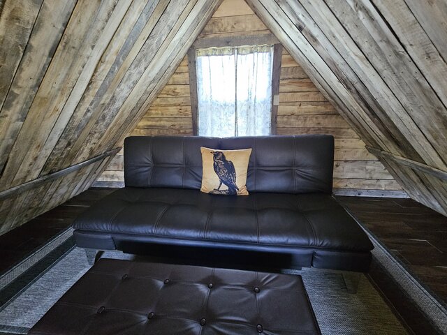 Image 7 for Raven Cabin