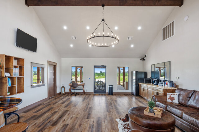 Image 1 for 088) Standard Site