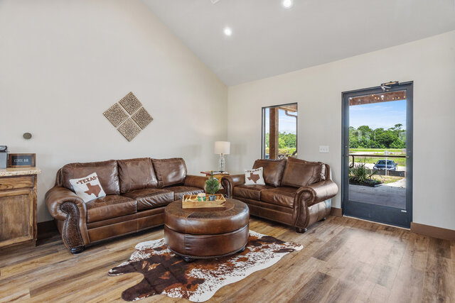 Image 2 for 036) Standard Site