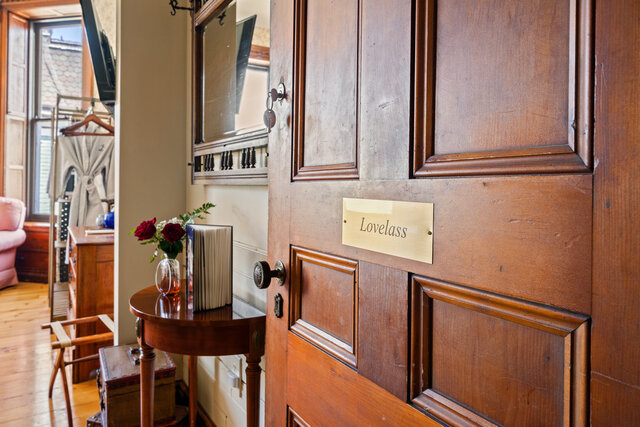 Image 1 for The Lovelass Room