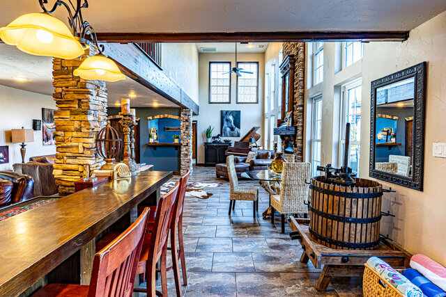 Image 4 for Both Lodges