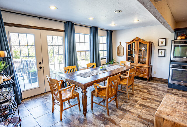 Image 2 for Both Lodges