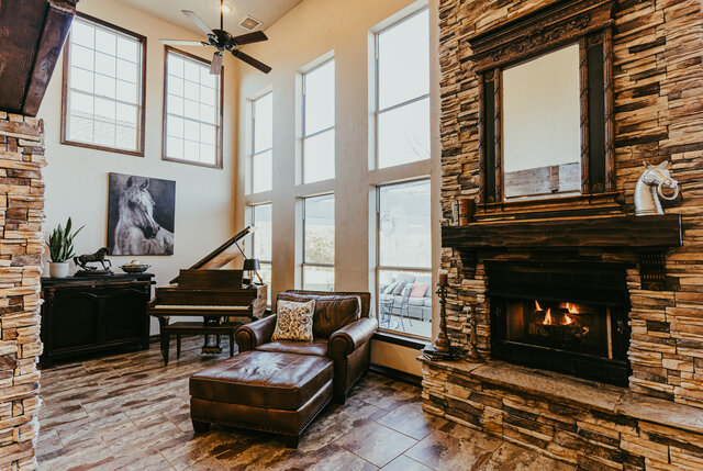 Image 6 for WOL-02) Fort Worth Room