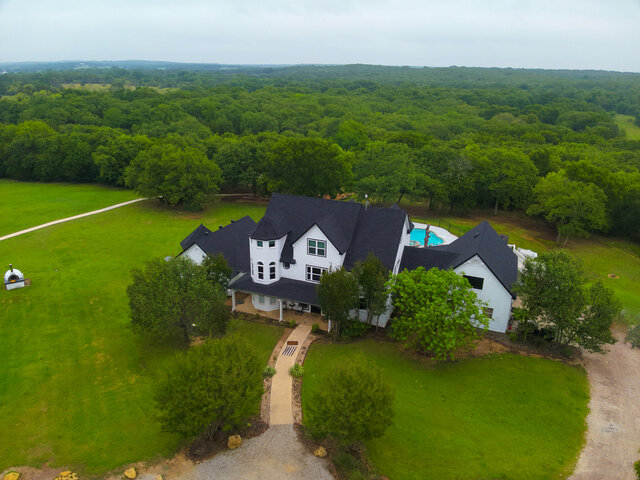 Image 7 for Both Lodges