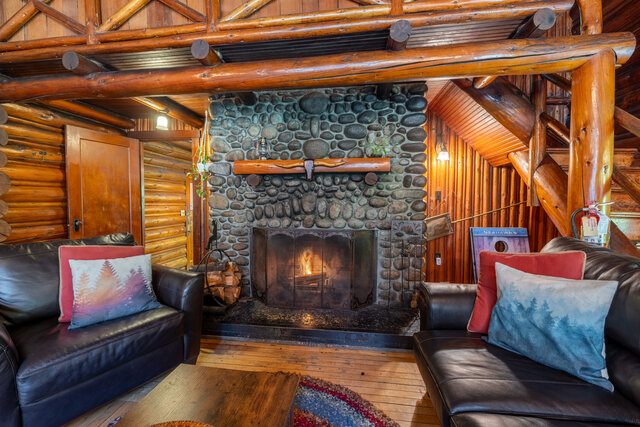 Image 9 for Copper Creek Lodge