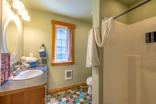 Image 8 for Forest Retreat