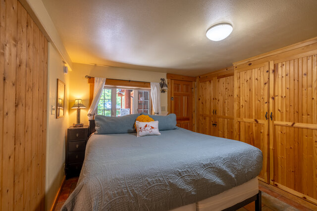 Image 6 for Copper Creekside Cabin