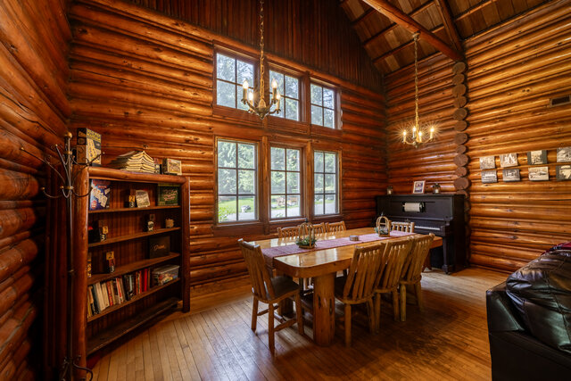 Image 11 for Copper Creek Lodge