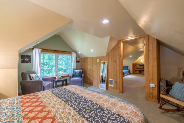 Image 9 for Copper Creekside Cabin