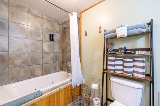 Image 7 for Roseleas Suite