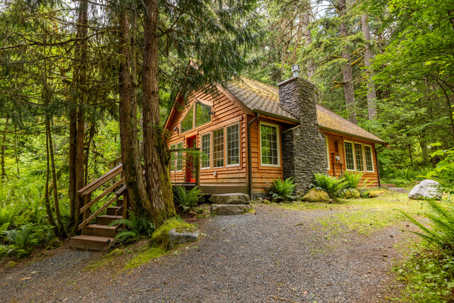 Image 1 for Muir Cabin