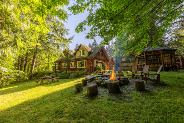 Image 13 for Copper Creekside Cabin