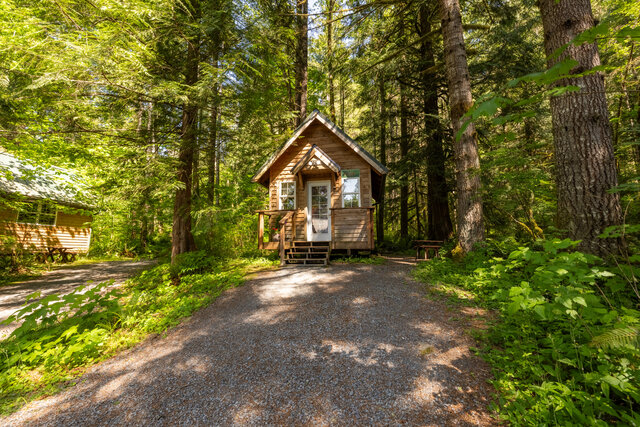 Image 1 for Snow Cabin