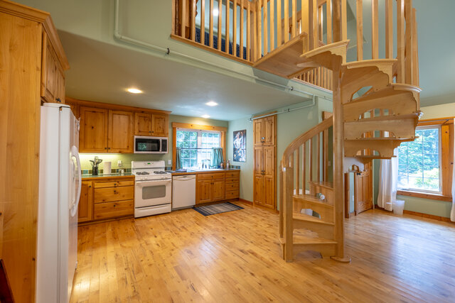 Image 6 for Forest Retreat