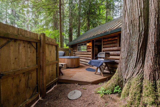 Image 16 for Copper Creek Log Cabin