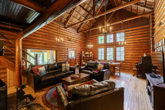 Image 10 for Copper Creek Lodge