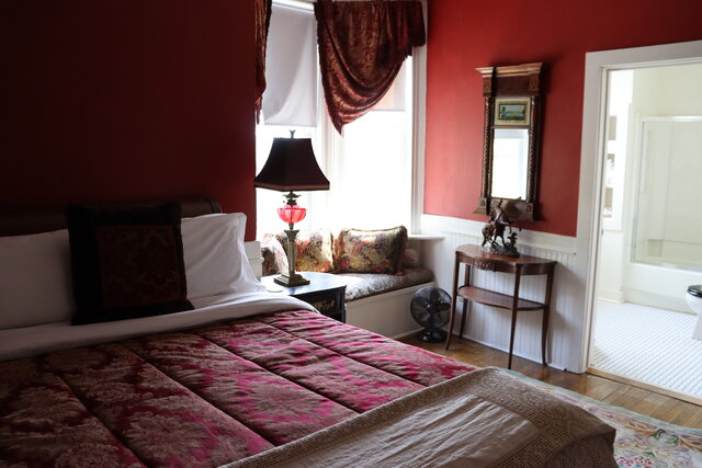 Image 2 for Queen Bed