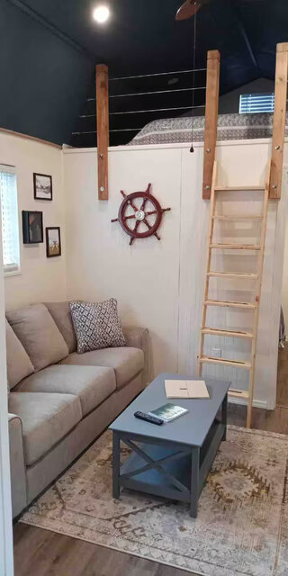 Living rm with loft above