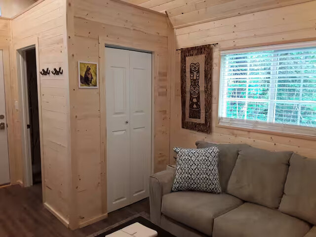 Image 2 for Denali Cabin