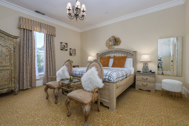 Image 1 for The Versailles Suite