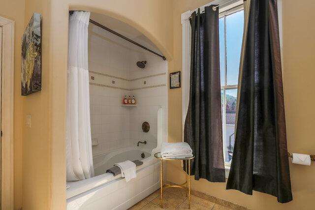 Image 3 for The Versailles Suite