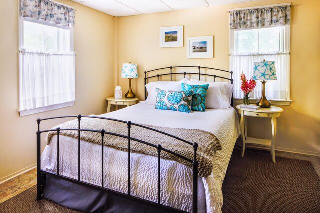 Image 4 for Nantucket Suite