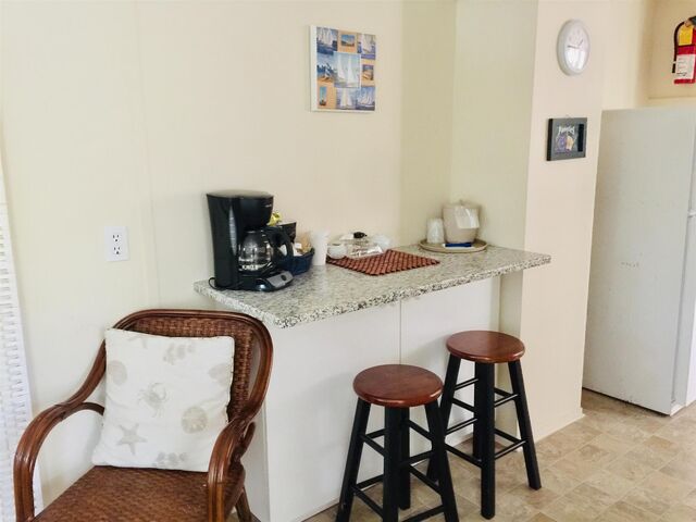 Image 6 for Nantucket Suite