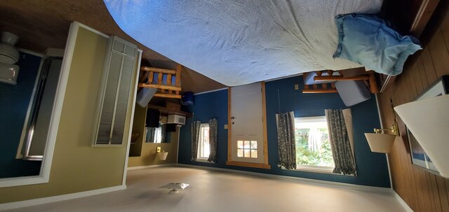 Image 3 for Mountain View (King Bed)